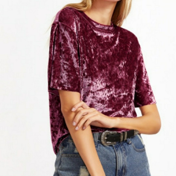 LAST ONE! Crushed Velvet Tee Style Top - Picture 5 of 6